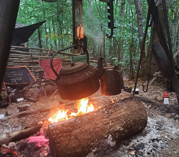 Non profit cic helping military and 999 services with their mental health. Based in a woodland in Kent we take people who are struggling into nature for 24hr experiences