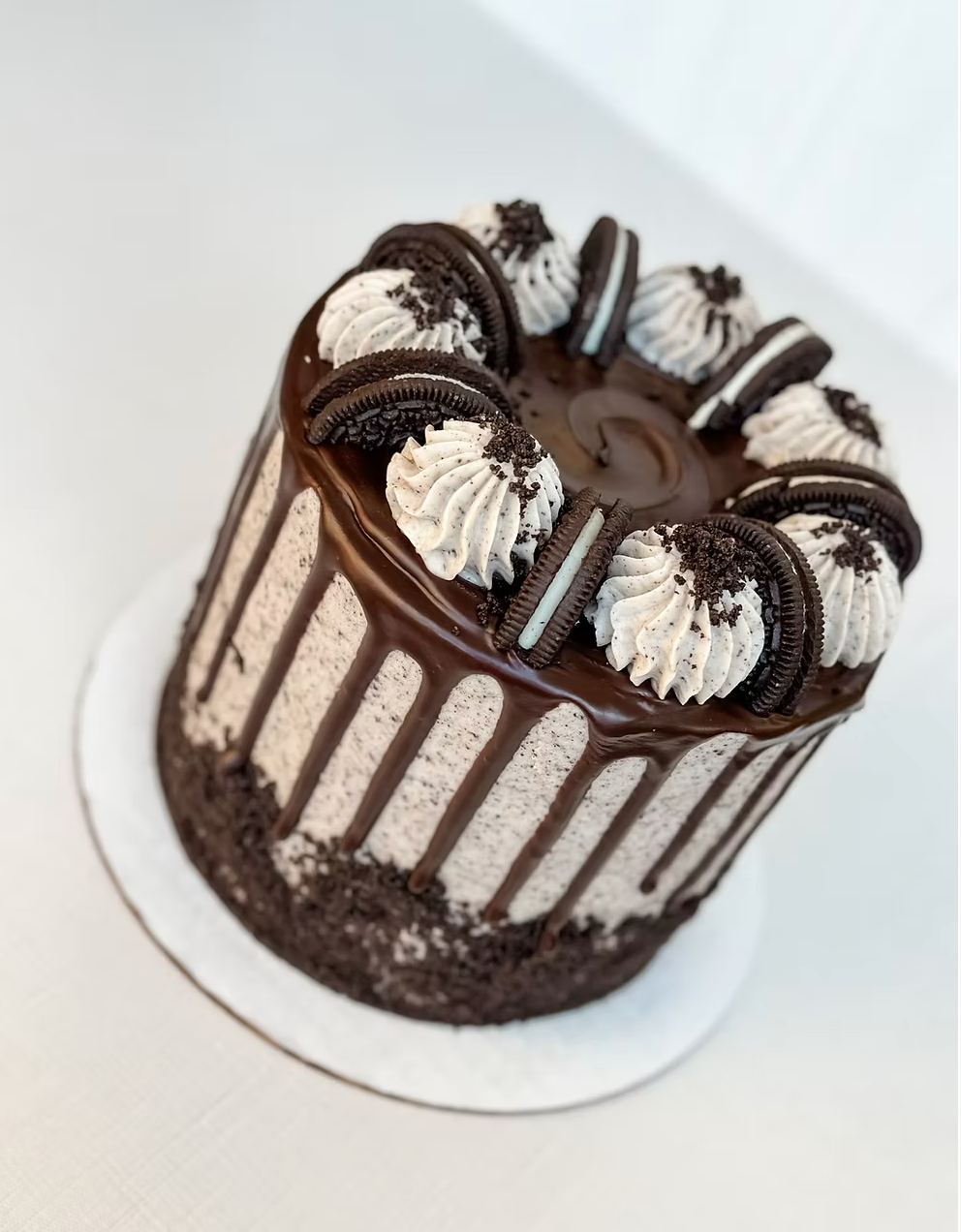 Gluten Friendly Cookies & Cream Cake