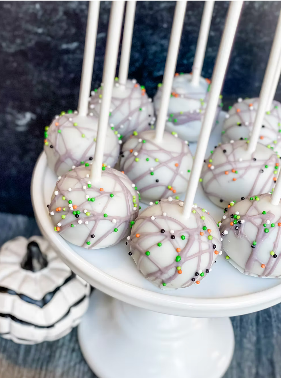 Vegan Vanilla Halloween Cake Pops