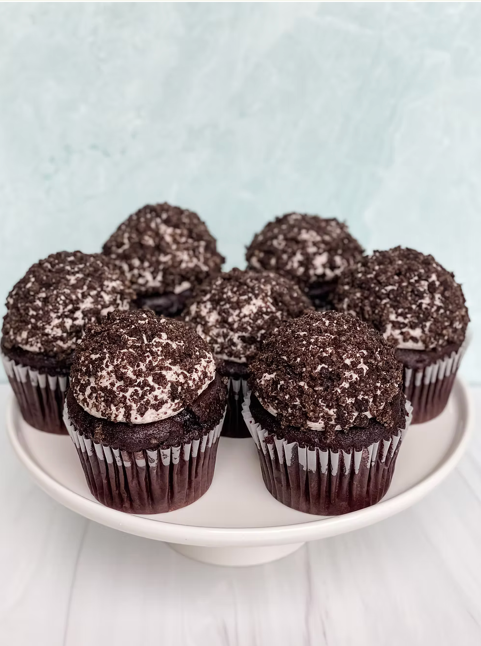 Vegan Cookies & Cream Cupcakes