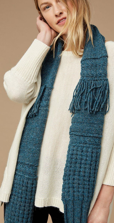 Lamini Carmine Scarf_1.jpg