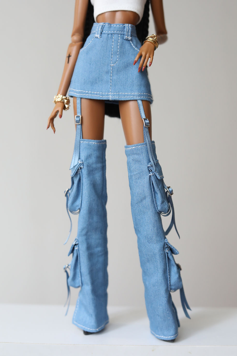 Thumbnail: Detachable Strap-Split pants