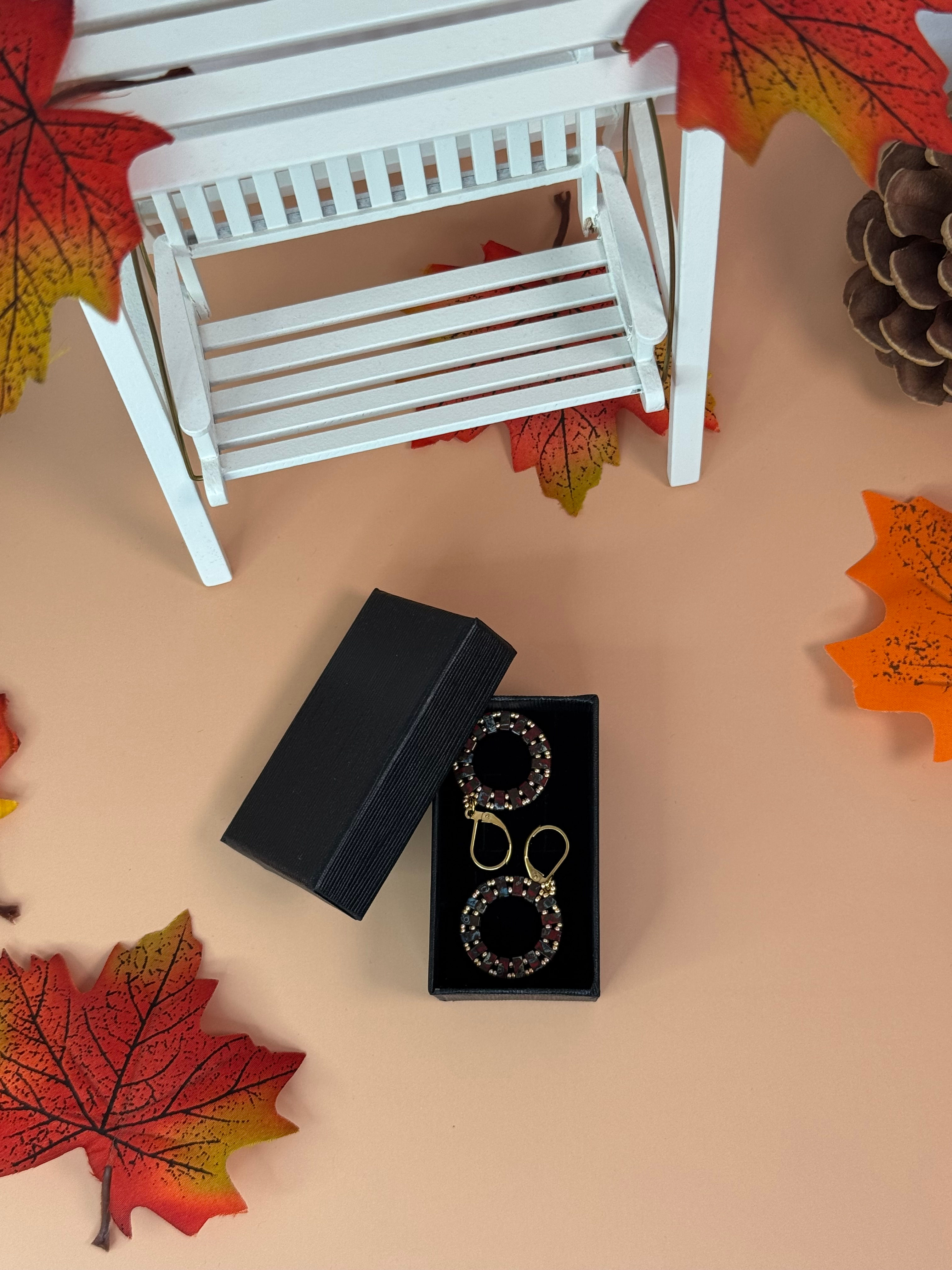 Boucles d'oreilles bordeaux Picasso
