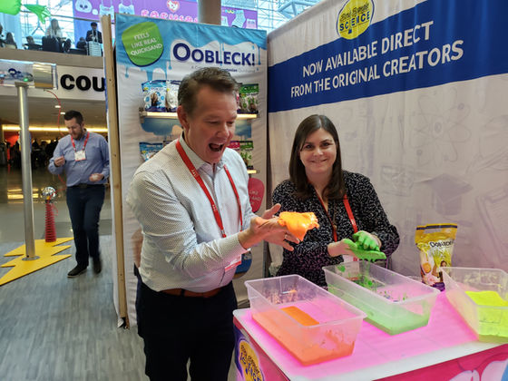 Steve Spangler invokes Dr. Seuss via Oobleck! at Toy Fair