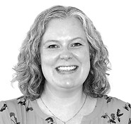 Headshot (1)_edited_edited.jpg