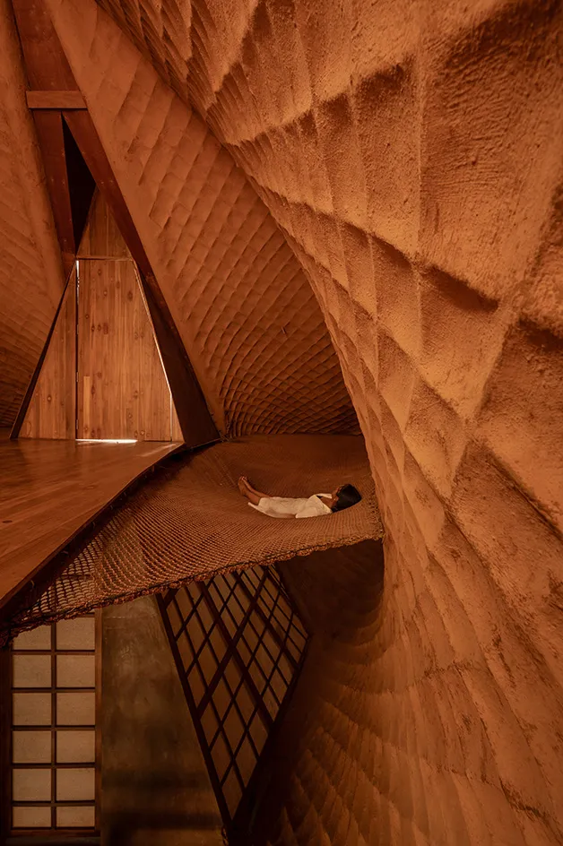 Espace suspendu Bridge House.