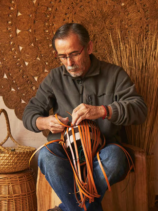 Artisan crafting wicker for Loewe Craftsmanship.