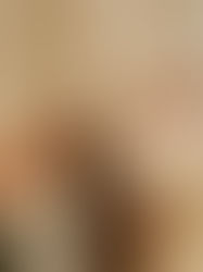 Travail du cuir en atelier, geste artisanal et création contemporaine