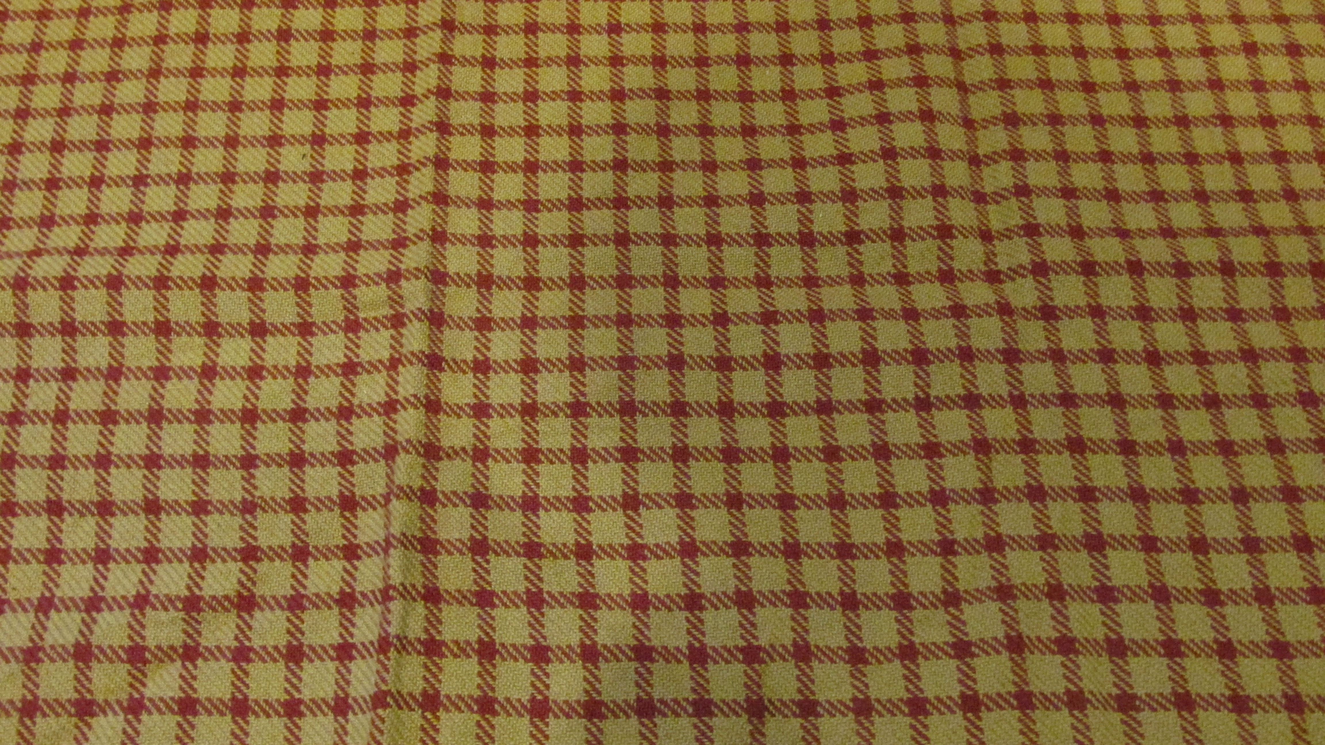 Red/Tan Table Runner