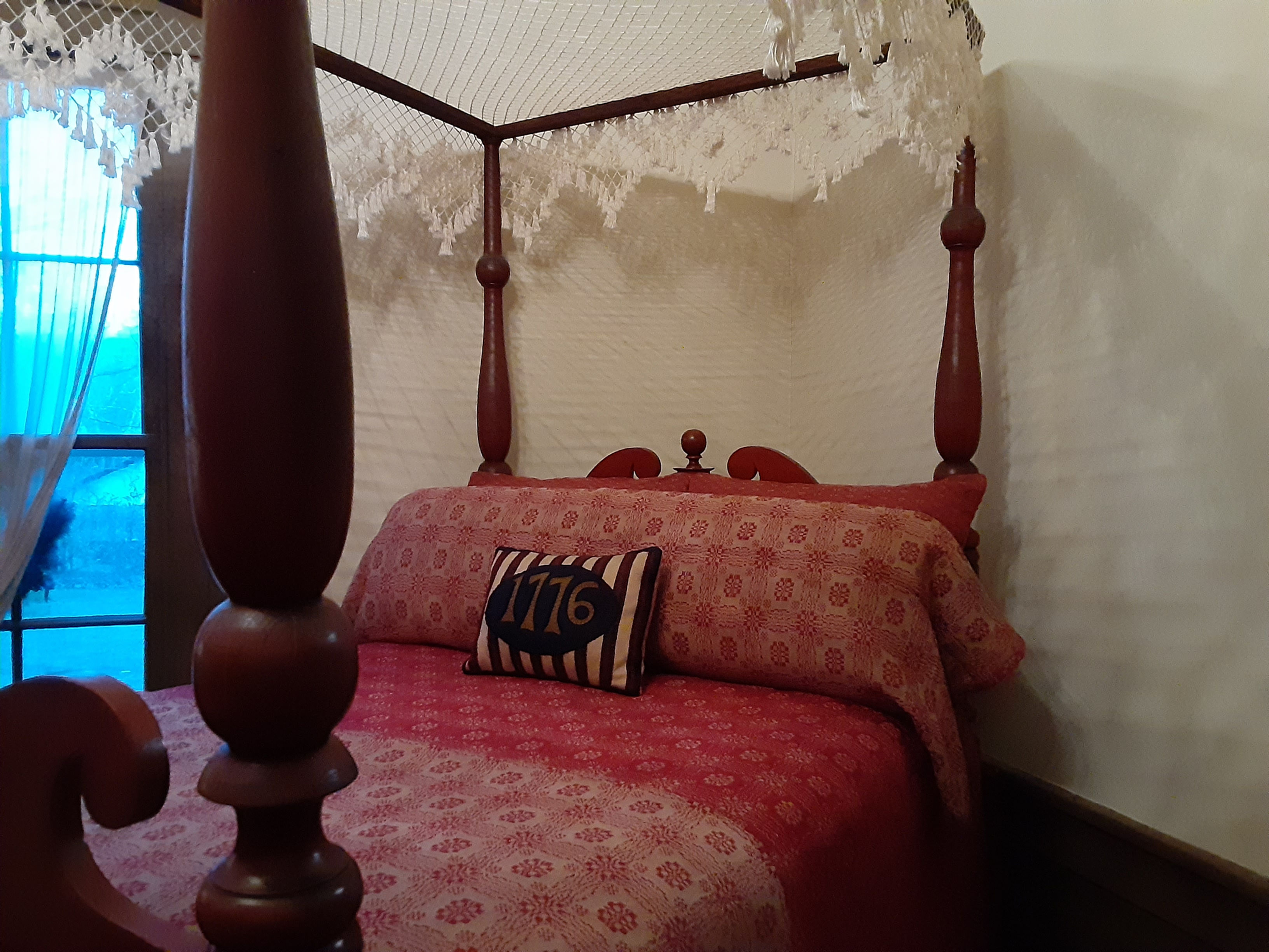 Queen Bed Cover