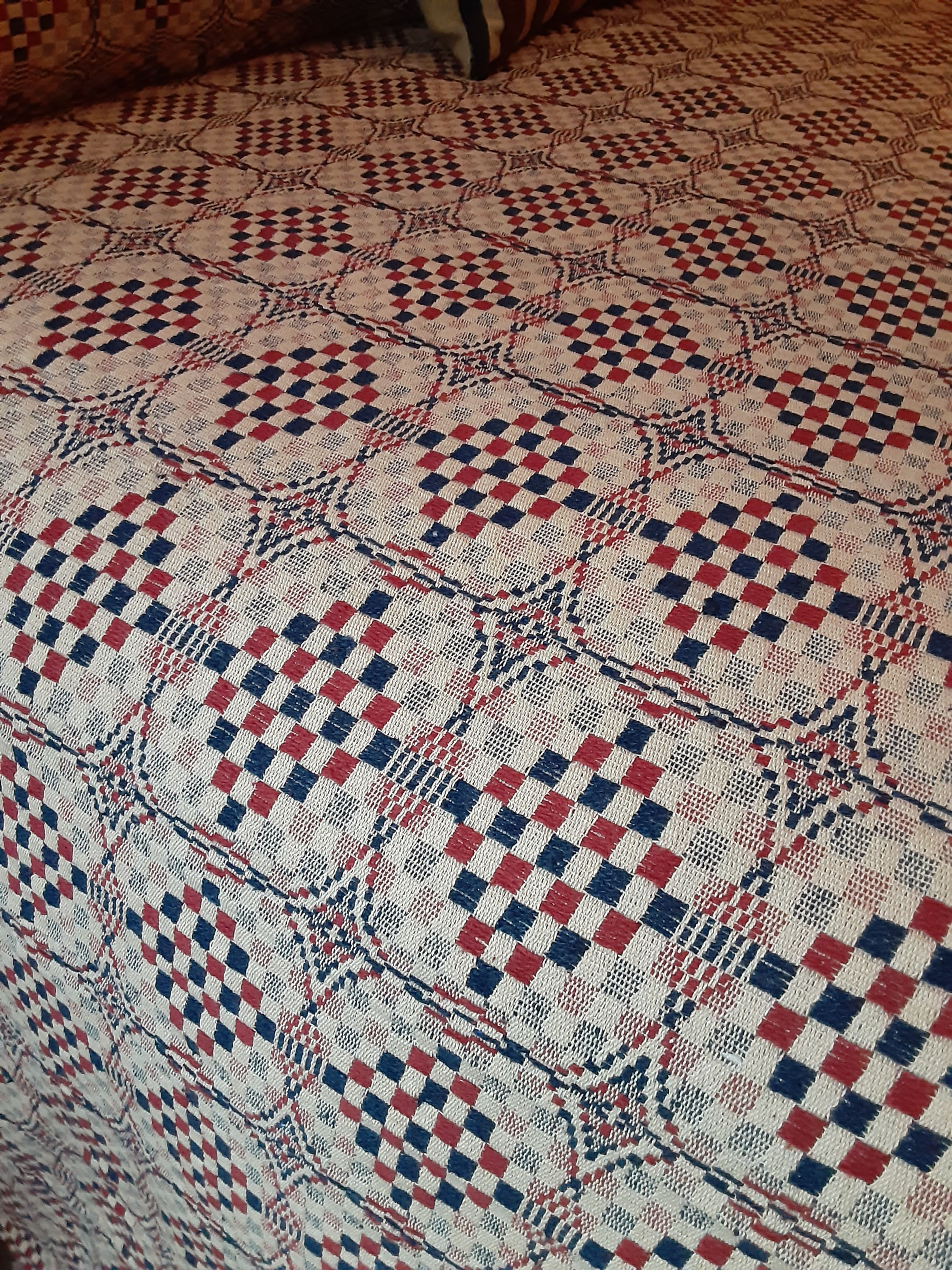 Navy/Linen/Brick Throws