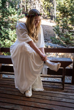 bride putting on shoes, utah elopement