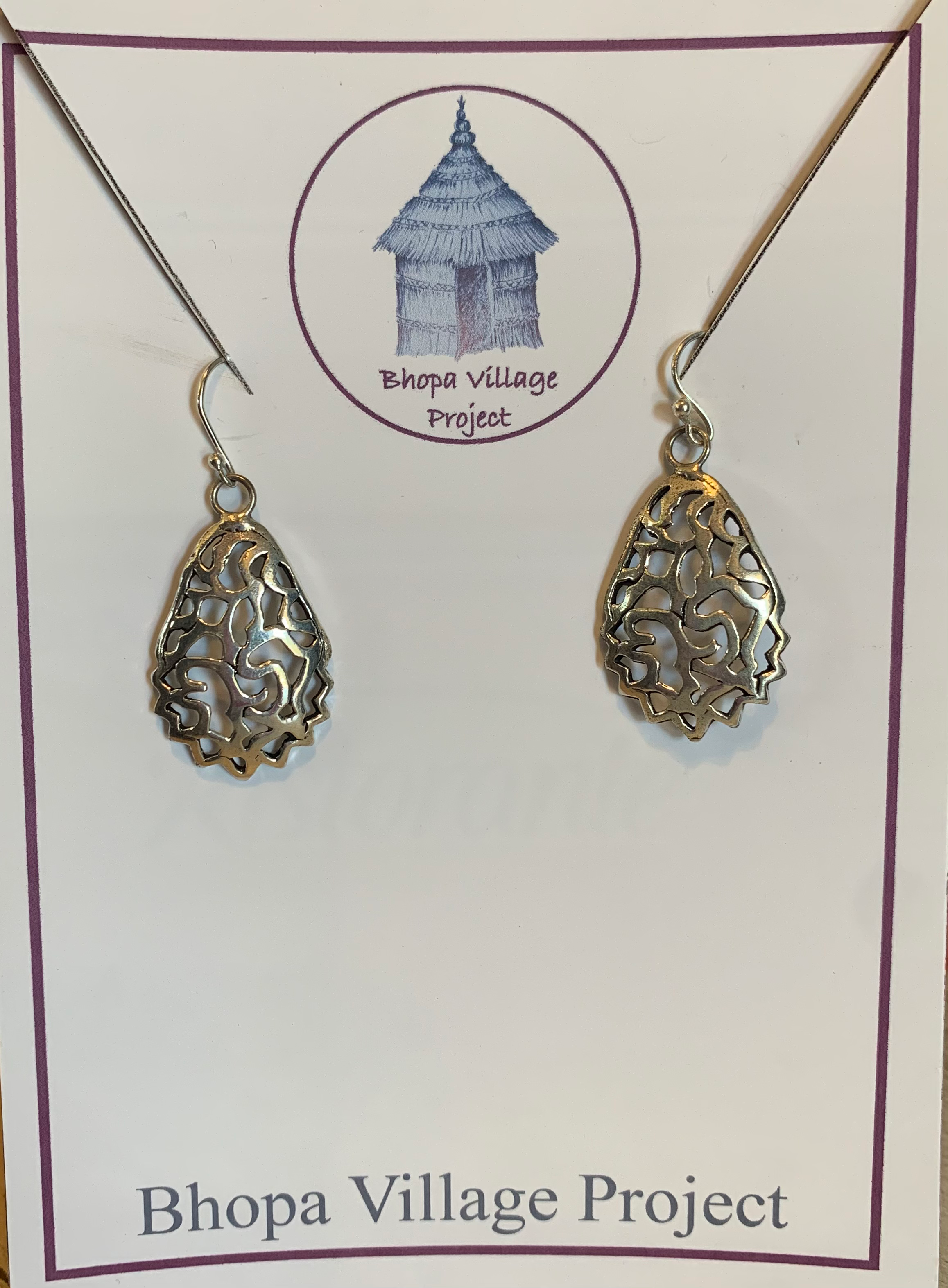 Pear drop filigree silver earrings (pair)