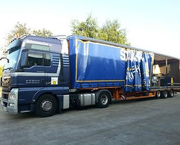 Vrachtwagen van Schoonacker Transport 