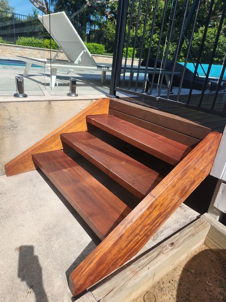 Hubbard's Carpentry project: 3 Set Kwila