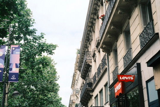 “Paris Through My Lens: Elegance, History, and Romance”16A13B68-0A8C-4FBE-8A38-C3708EB5BFAD_4_5005_c
