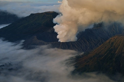 “Indonesia Through My Lens: Islands of Culture and Nature”82119136-12A6-40A3-A7A4-78F7207FB2C4_4_5005_c
