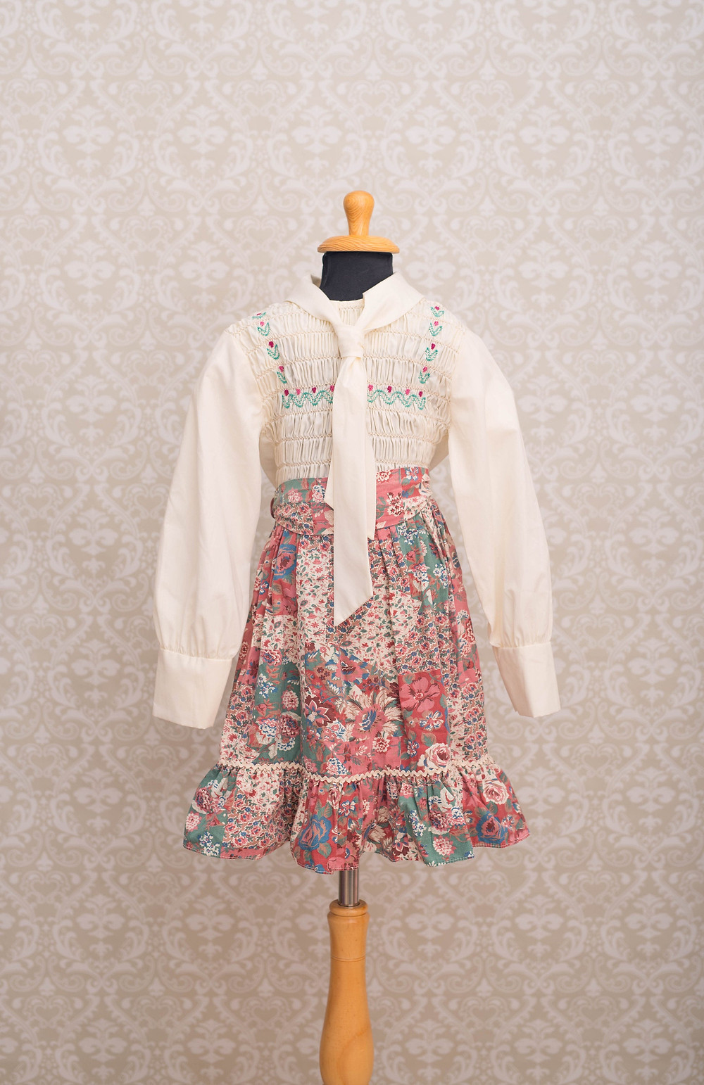 Difference Between Vintage Antique Retro Boho And Shabby Chic