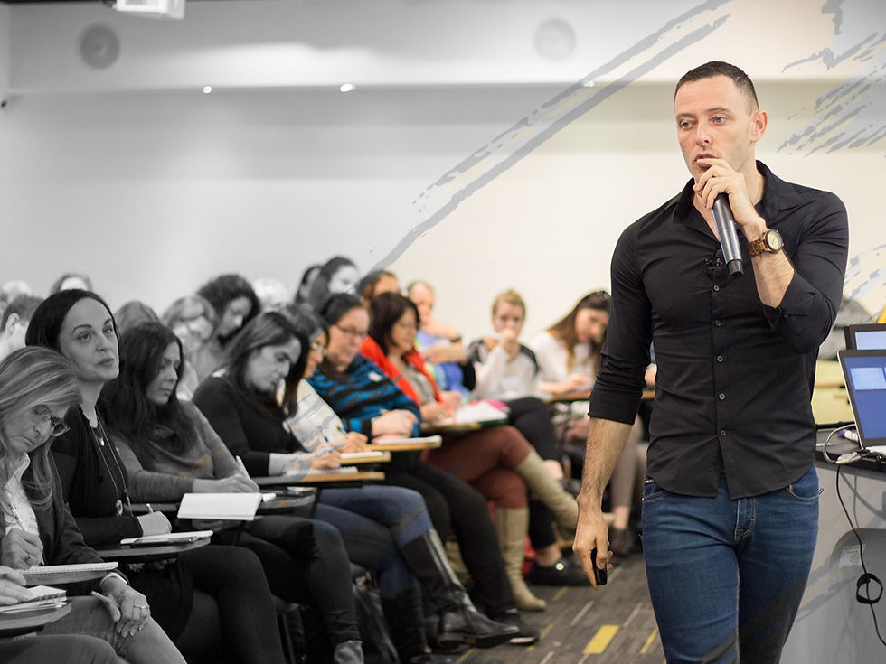 מה עושים קודם - מצמצמים חובות או יוצרים חסכונות?