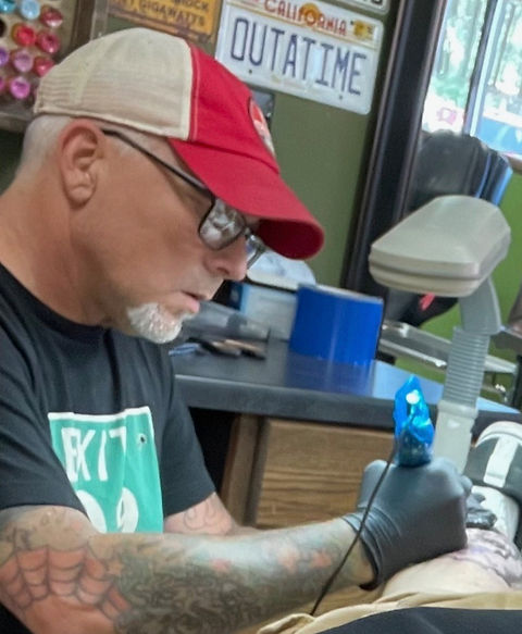 curtis profile_edited_edited.jpg