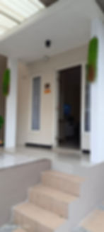 Bagian Depan Pintu Villa