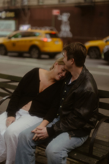 nyc-candid-maternity-photos-tompkins-square-park.jpg