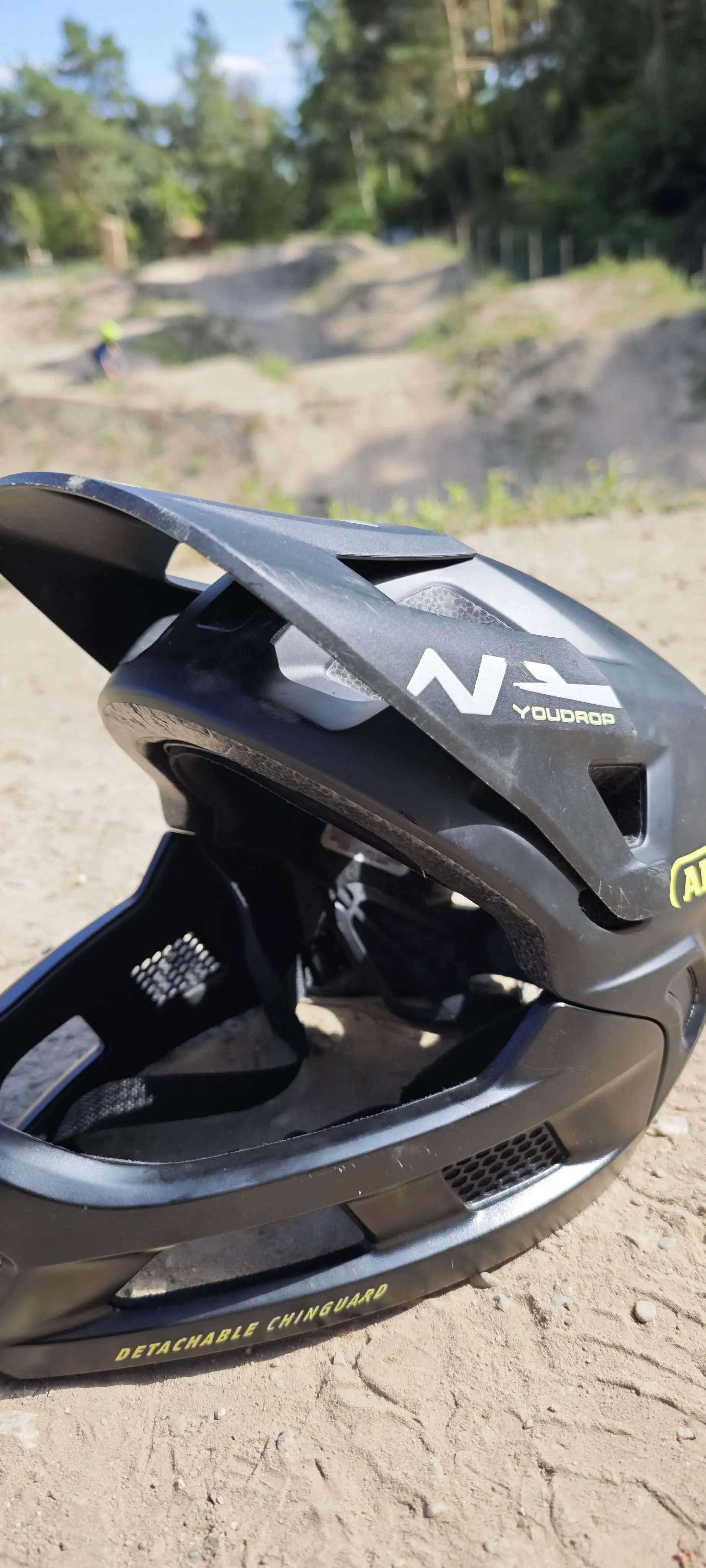 Helmpflicht auf dem Dirtpark Neustadt