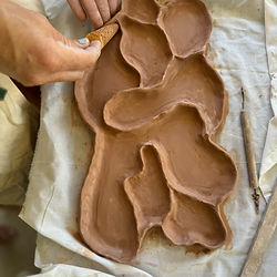 Abstract platter in clay