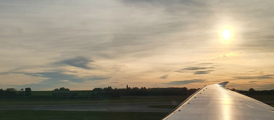 So fliegt ihr günstig und komfortabel mit der Familie – Meine 10 besten Tipps