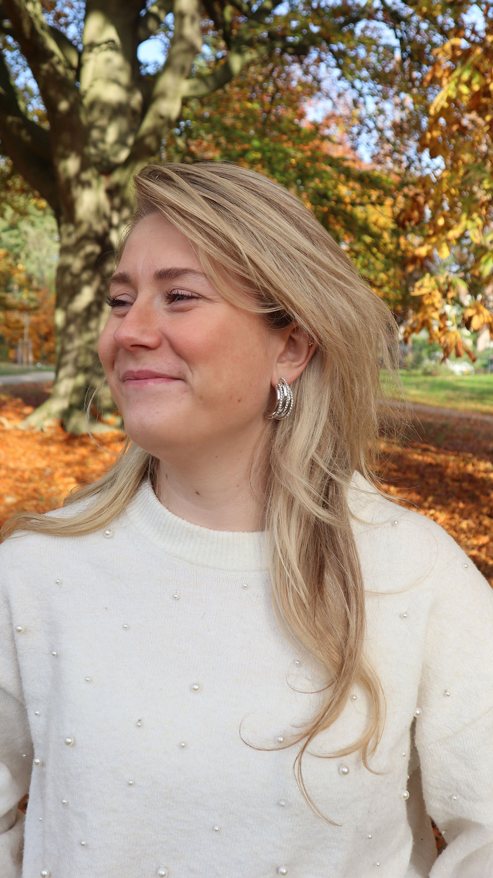 Gouden oorbellen met diamantjes