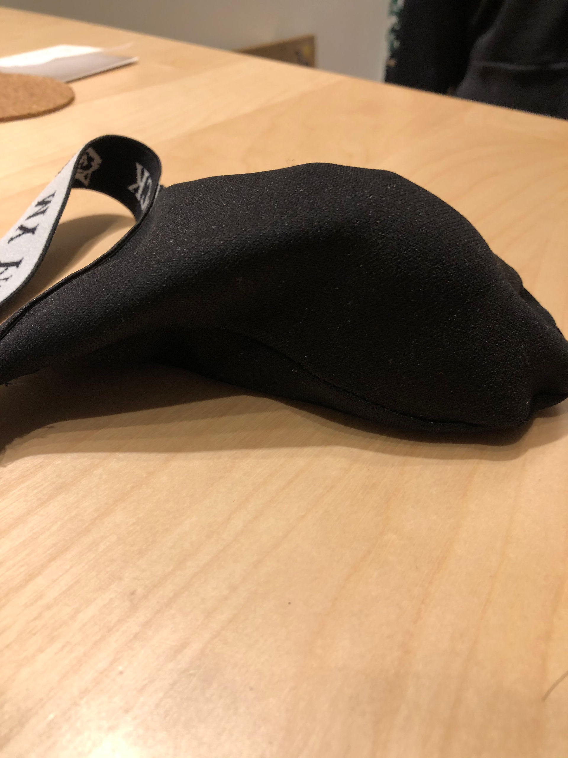 Mister Limpy XS in MyPack, zijaanzicht