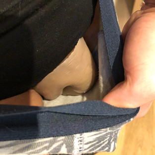 Packen met Xmall in boxers, point of view, binnenkant van ondergoed