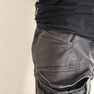 Packen met Pierre regular, zijkant in cargo broek