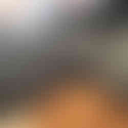 Packen met Pierre regular, voorkant in cargo broek, zittend