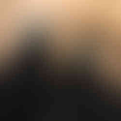 Packen met Tommy in strakke broek, boven aanzicht