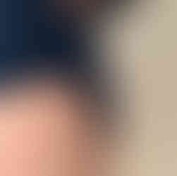 Packen met Tommy in ondergoed, zijkant