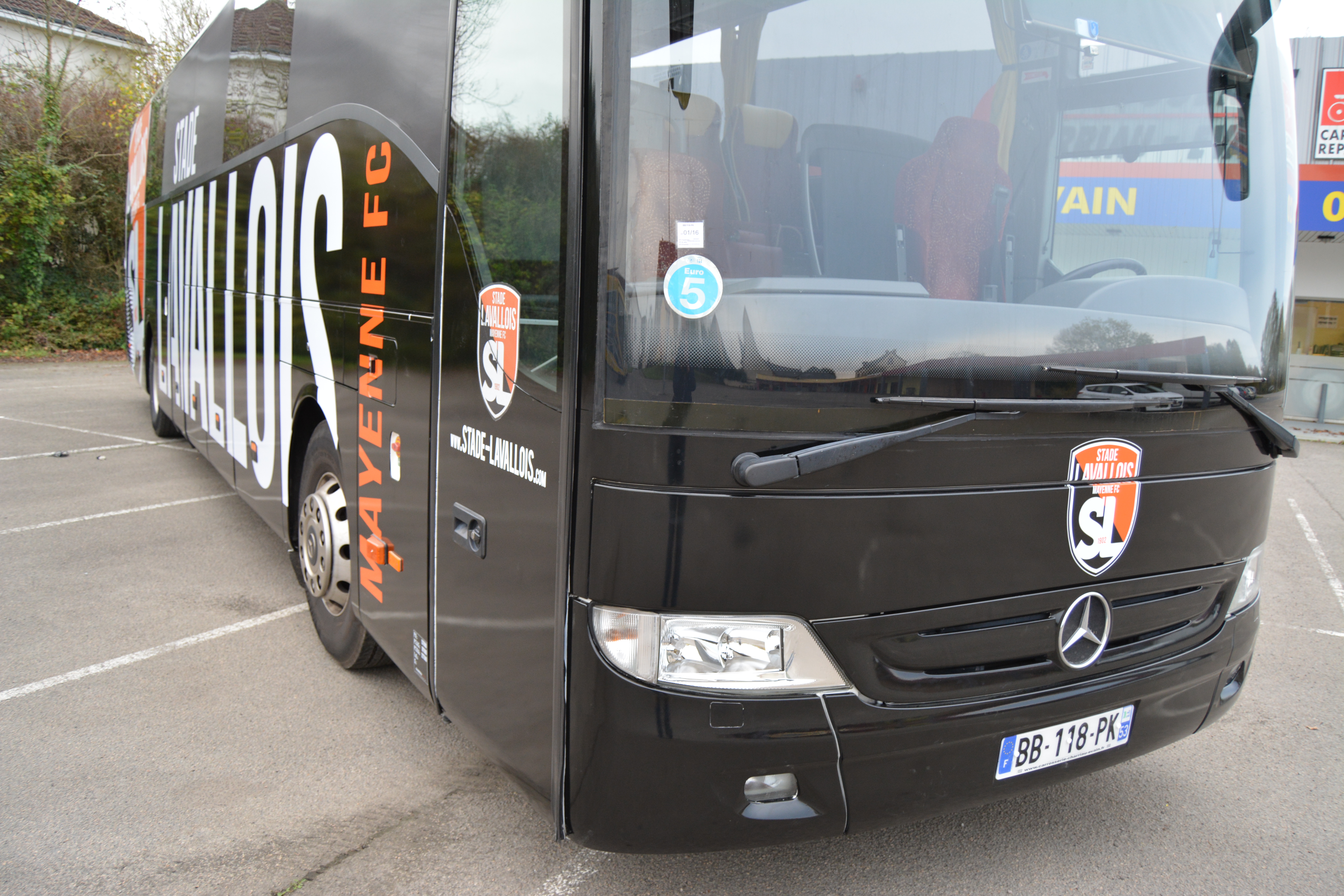 Total Covering Stade Lavallois !