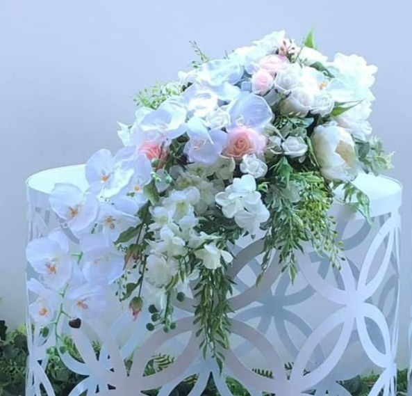 Thumbnail: Greenery Garland