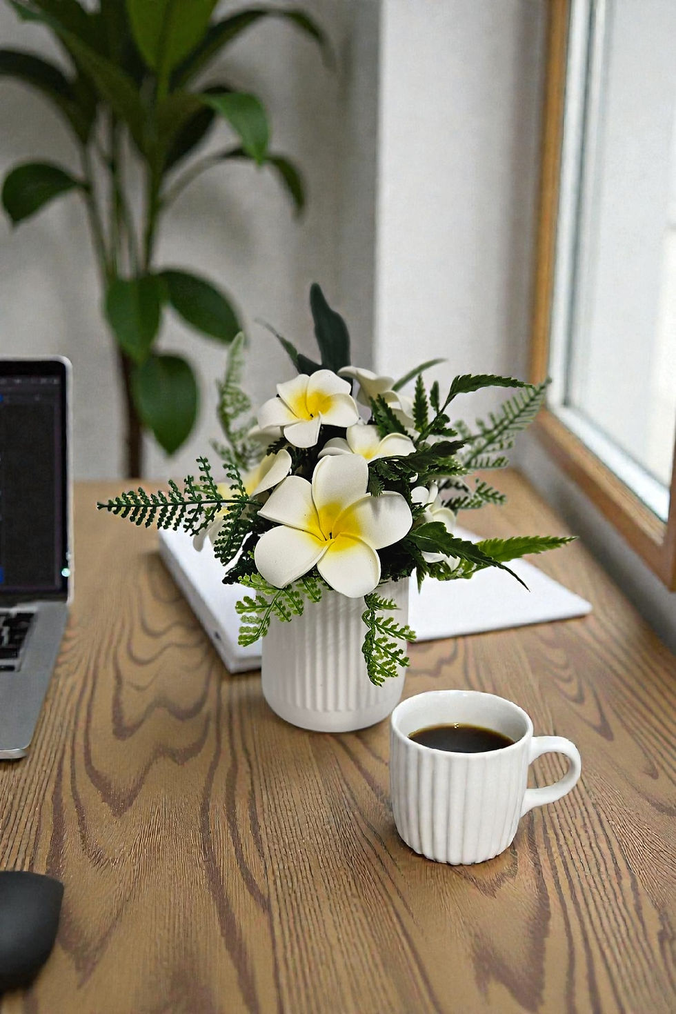 Thumbnail: White Frangipani Arrangement