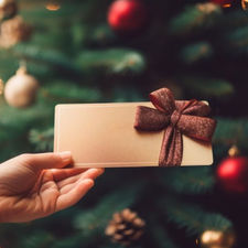 Your 2023 Holiday Tipping Guide
