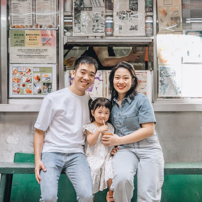 Hong Kong Family Photographer take pictures of family of three at Central in Hong Kong.
