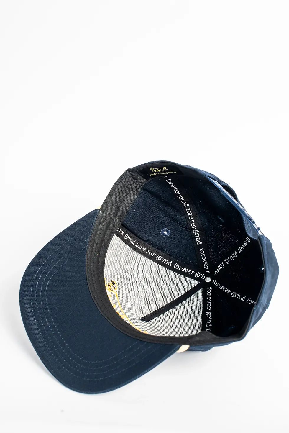 Thumbnail: the Club(s) Rope Hat