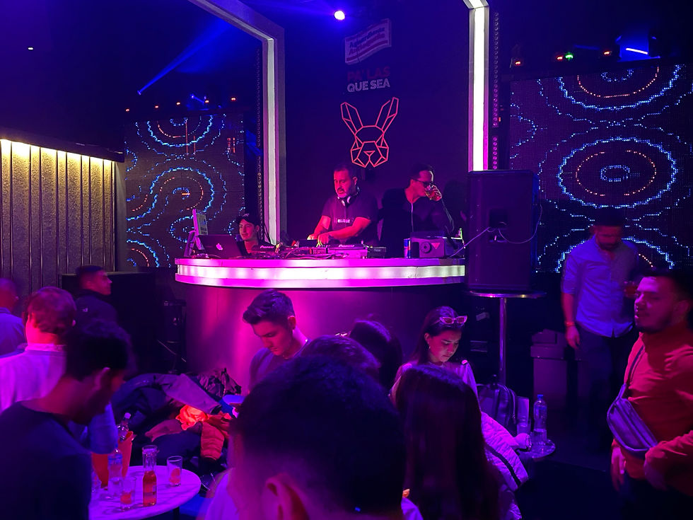 W under B2B Bustamante (Lio Bar)