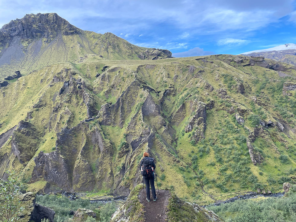 Stunning views at the Fimmvörðuháls trail in Iceland featuring my amazing Atompack aka Peanut