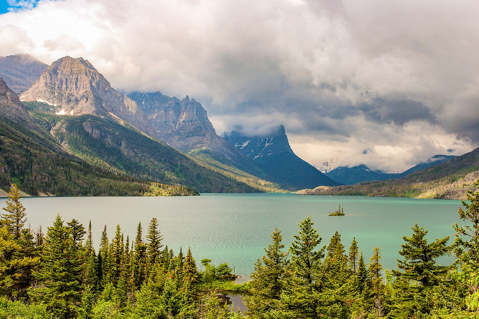 Wild Goose Island on Going-to-the-Sun-Road in Glacier National Park Montana