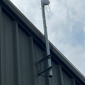 Our client was looking for a more resilient WiFi solution to provide better connectivity between its separate office and factory buildings.