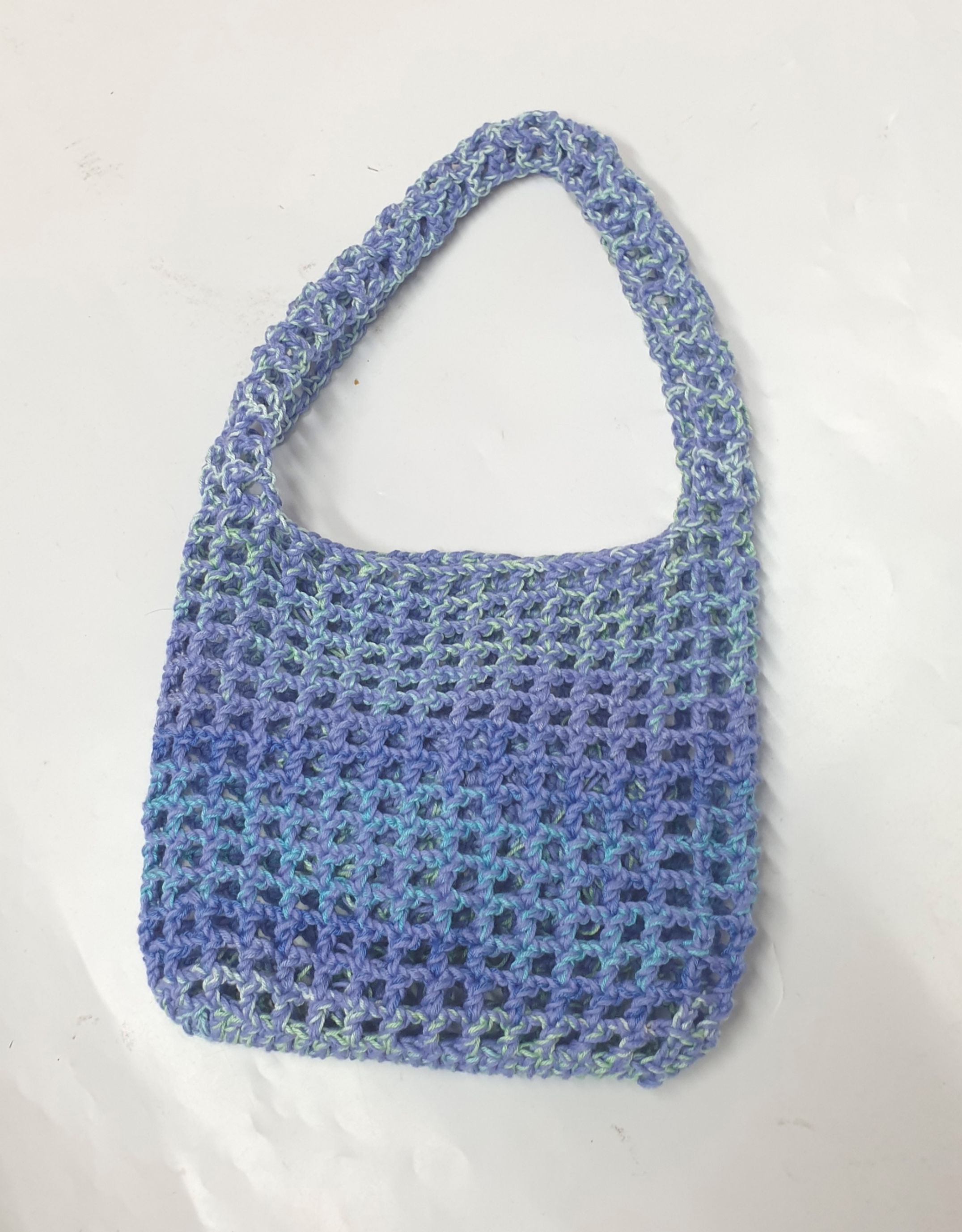 כלנית חוטים