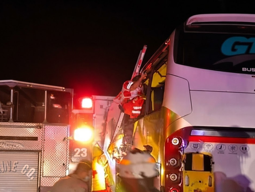 Tragedia en Sonora: Autobús de Norte de Sinaloa choca contra tráiler; reportan un muerto y 39 heridos