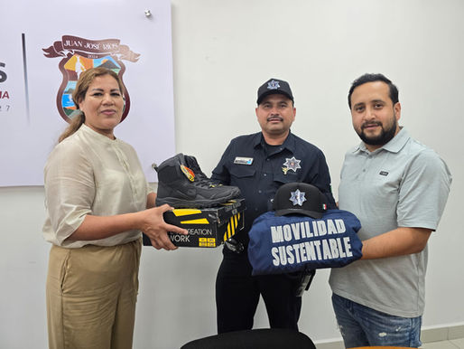 Equipan a elementos de Movilidad Sustentable en Juan José Ríos con nuevos uniformes