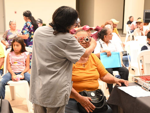 Fortalecen la salud visual con jornada gratuita de lentes de armazón en Juan José Ríos